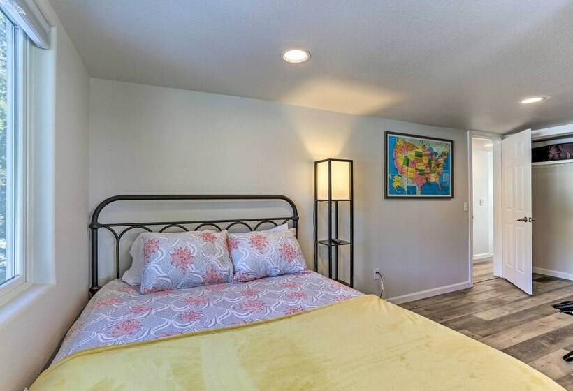 Wyoming Escape ~ 21 Mi To Devil S Tower