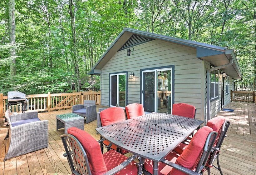 4 Season Family Retreat ~ 2 Mi To Ski Resort!