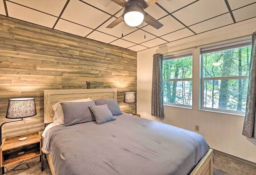 4 Season Family Retreat ~ 2 Mi To Ski Resort!