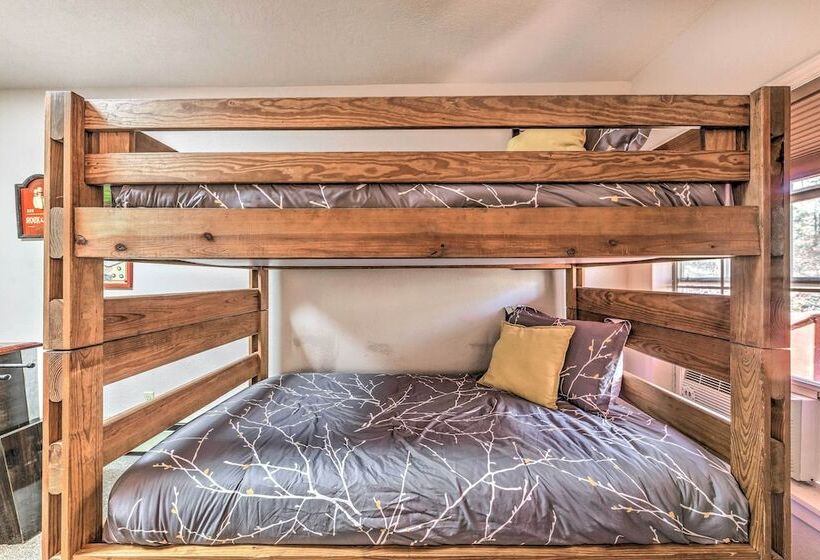 Dog Friendly Alto Escape W/ Hot Tub + Foosball!