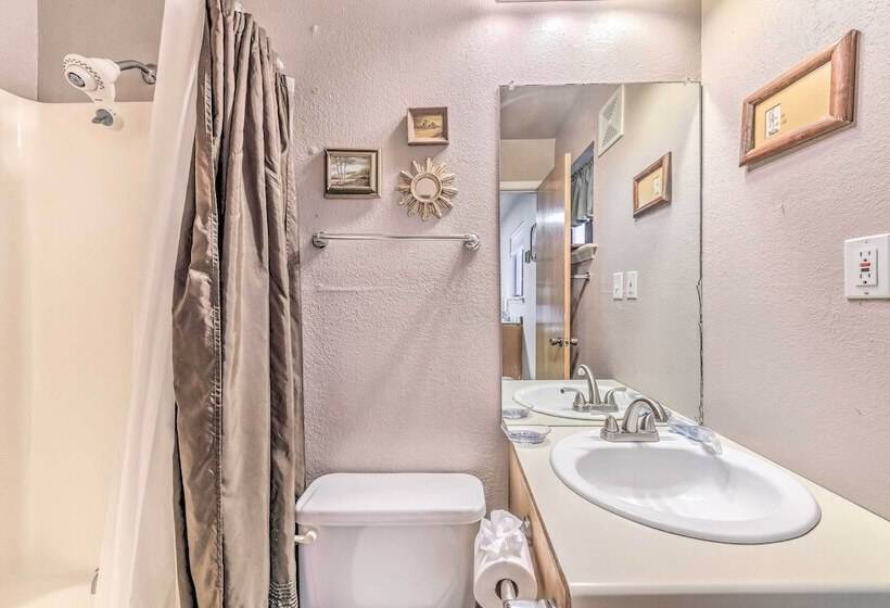 Dog Friendly Alto Escape W/ Hot Tub + Foosball!