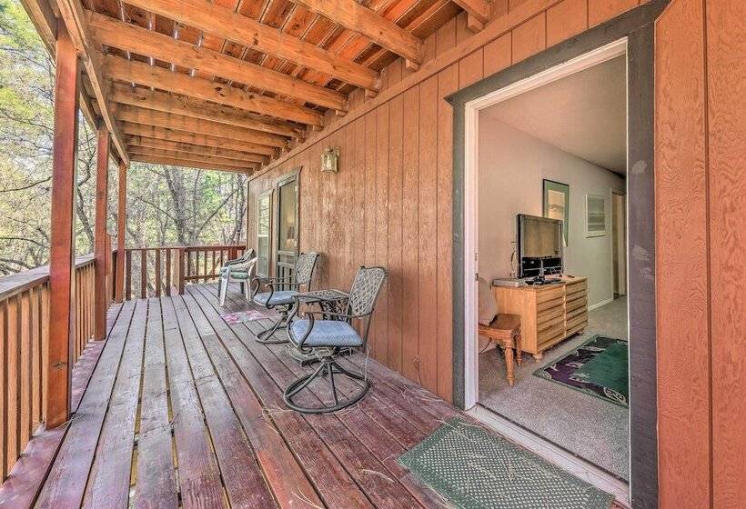 Dog Friendly Alto Escape W/ Hot Tub + Foosball!