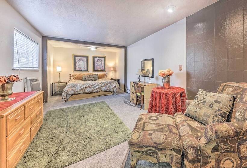 Dog Friendly Alto Escape W/ Hot Tub + Foosball!