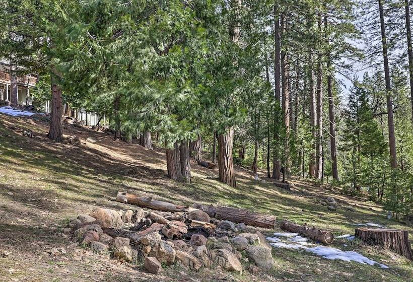 Near Hiking + Wineries: Arnold Cabin W/ Deck!