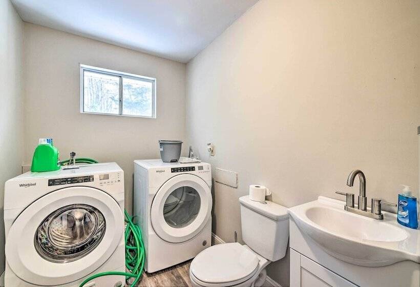 Arrowhead Lake Home W/ Hot Tub, 12 Mi To Ski!