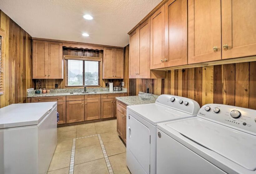 Farmhouse W/ Trout Stream + Views In Bakersville!