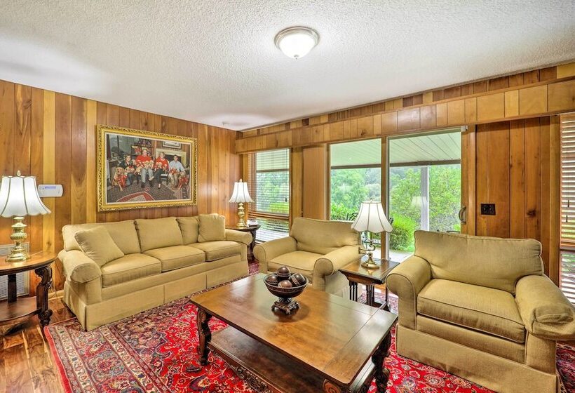 Farmhouse W/ Trout Stream + Views In Bakersville!