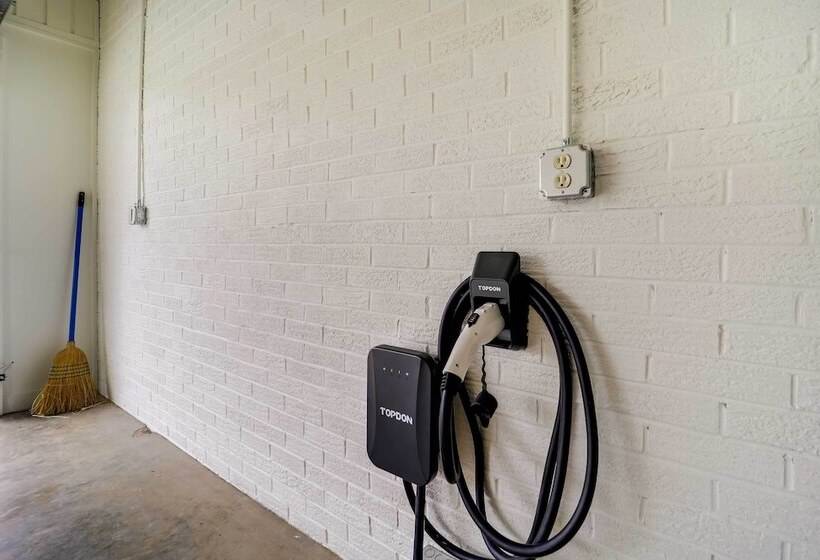 Farmhouse W/ Trout Stream + Views In Bakersville!