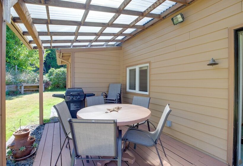 Bay City Vacation Rental Escape ~ 5 Mi To Marina!