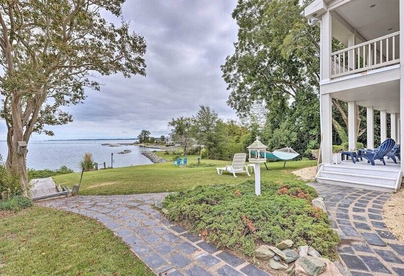 Beachfront Urbanna Home W/ Gas Grill & Deck!