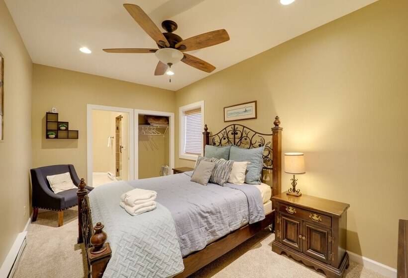 Beech Mountain Home W/ Game Room & Mountain Views!