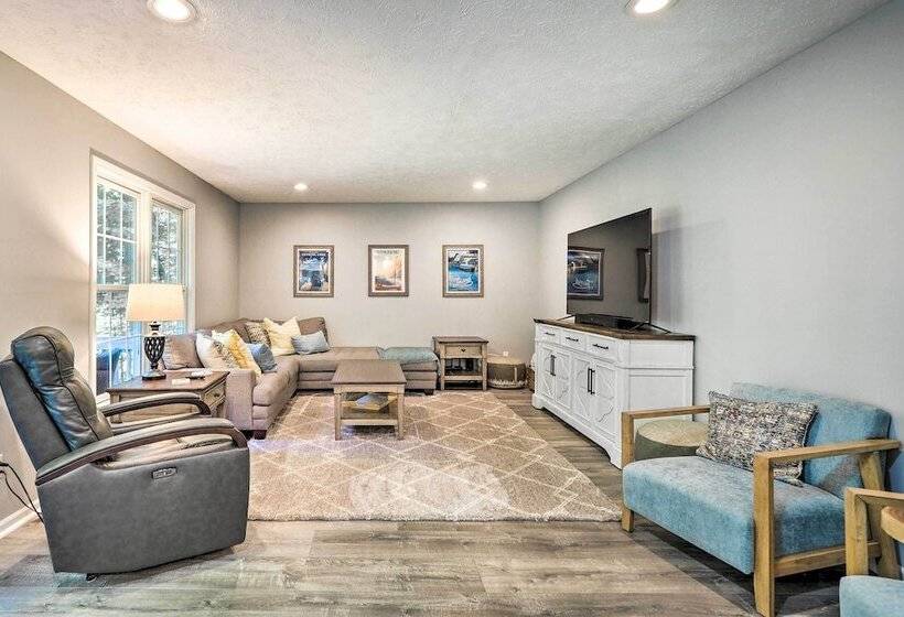 Beulah Family Home ~ 2 Mi To Dtwn + Beach!