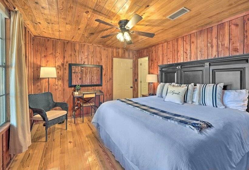 Waterfront Deck: Home On Ouachita River!