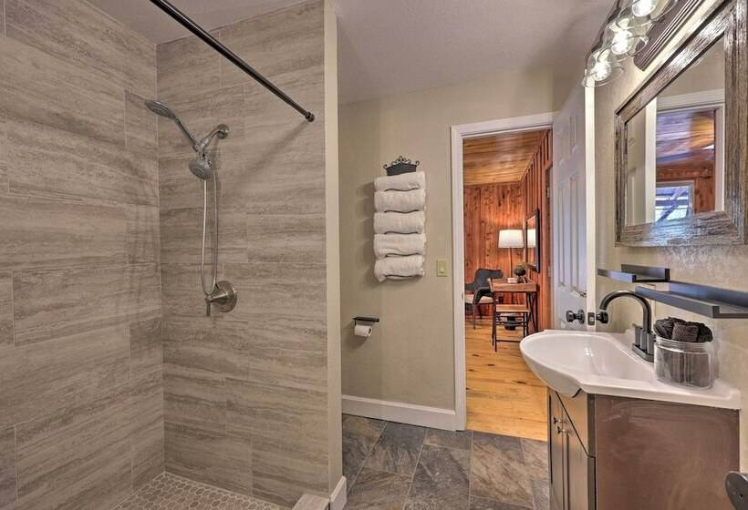 Waterfront Deck: Home On Ouachita River!