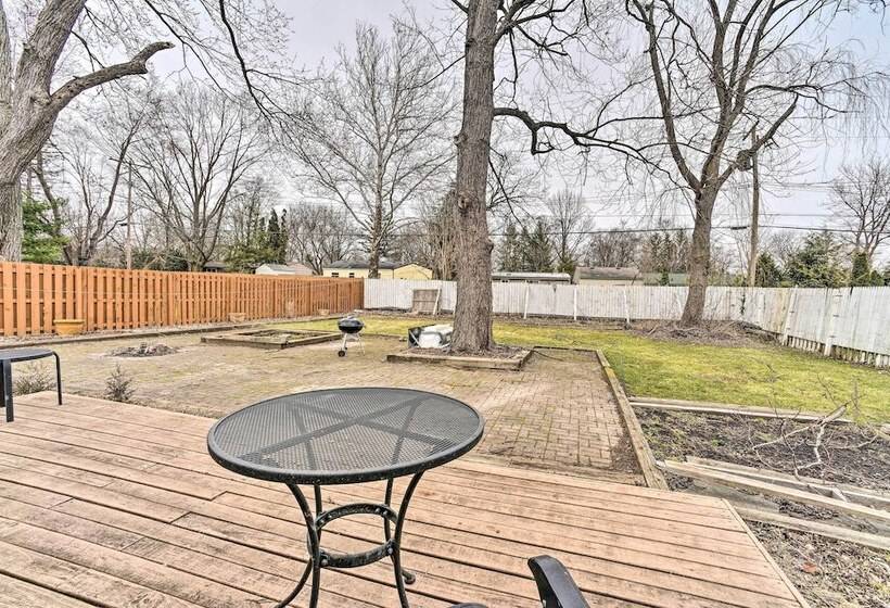 Bright Ann Arbor Home W/ Yard, 3 Mi To U Of M