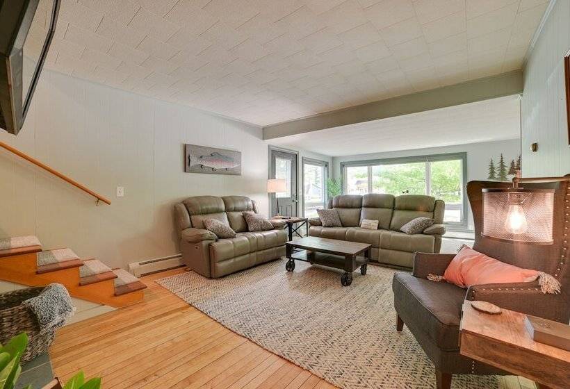 Indian River Home: Outdoor Space & Steps To River!