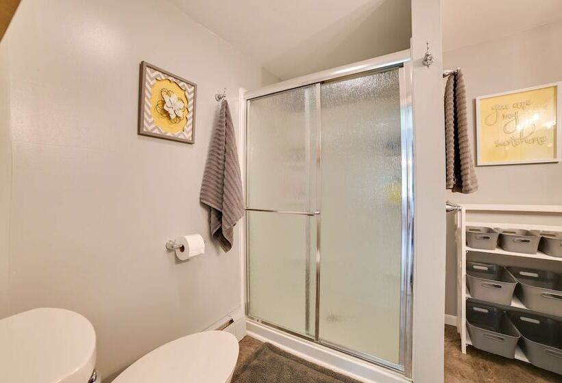 Indian River Home: Outdoor Space & Steps To River!