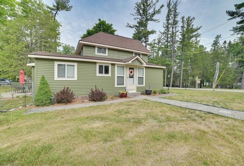 Indian River Home: Outdoor Space & Steps To River!