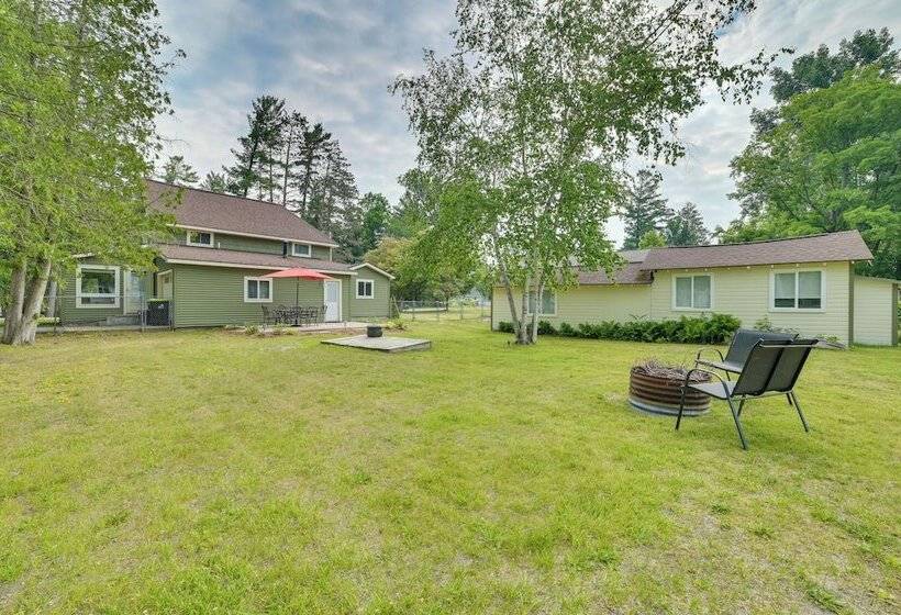 Indian River Home: Outdoor Space & Steps To River!