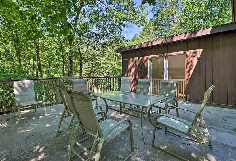 Walk To Lake Harmony: Cabin W/ Fire Pit & Decks!
