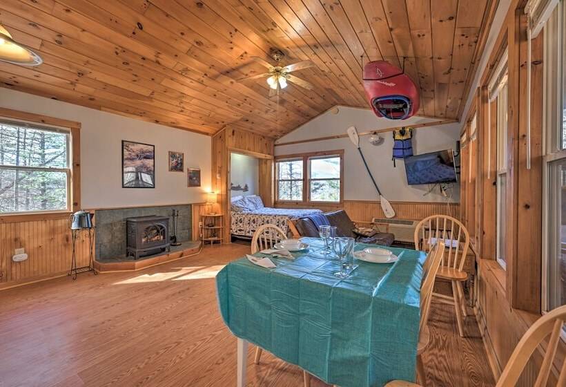 Cabin W/ Hot Tub   Near Nantahala Outdoor Center!