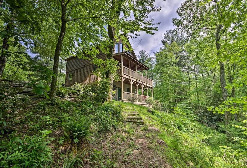 Cabin On 22 Acres W/ Patio   3 Mi To Blowing Rock!