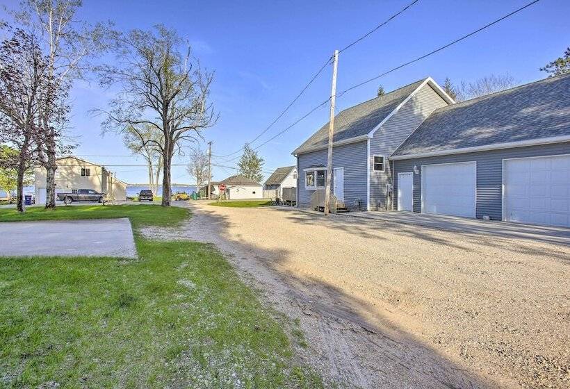 Cadillac Home W/ Hot Tub & Lake Mitchell Views!