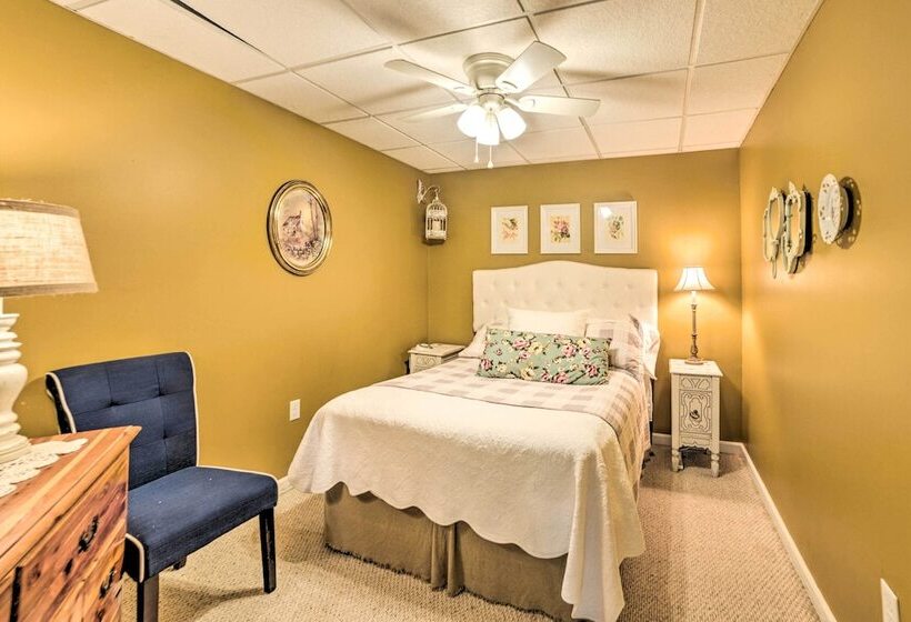 Cadiz Abode W/ Decks, Fire Pit, & Lake Access