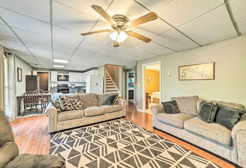 Cadiz Abode W/ Decks, Fire Pit, & Lake Access