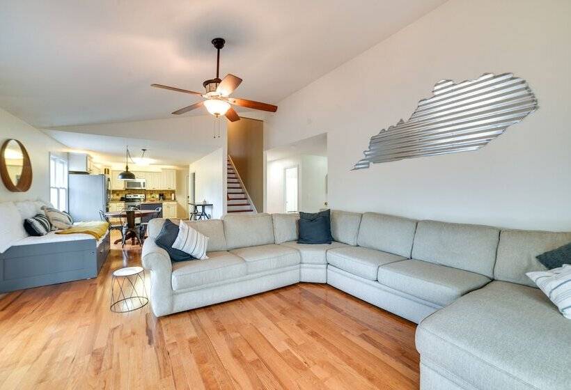 Cadiz Abode W/ Decks, Fire Pit, & Lake Access