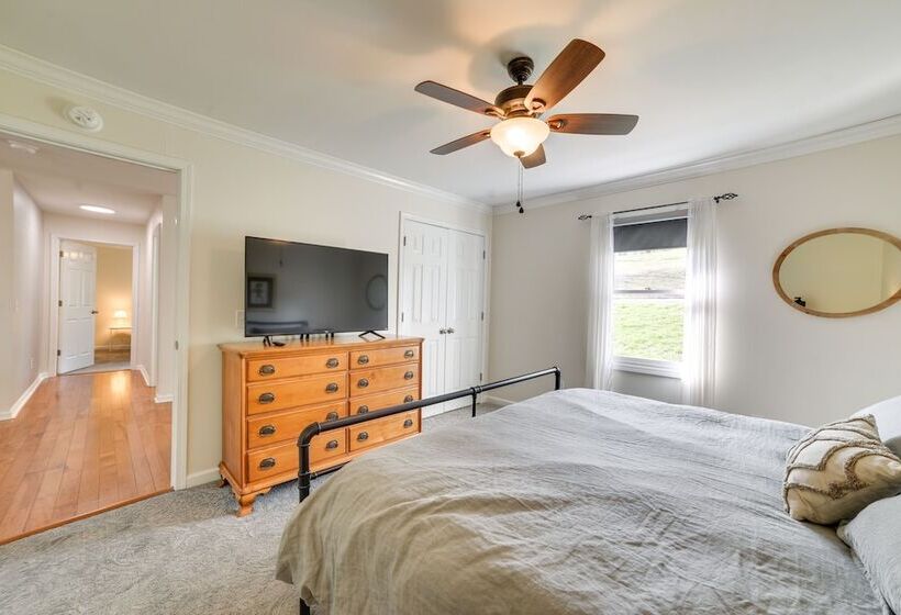 Cadiz Abode W/ Decks, Fire Pit, & Lake Access