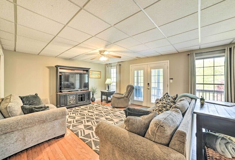 Cadiz Abode W/ Decks, Fire Pit, & Lake Access