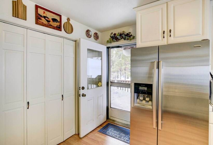 Pet Friendly California Cabin W/ Beach Access