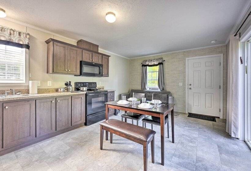 Cassopolis Cabin, Little Fish Lake On Site!