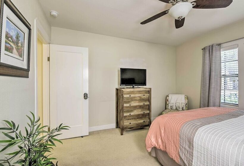 Charming Antioch Home W/ Private Yard + Grill