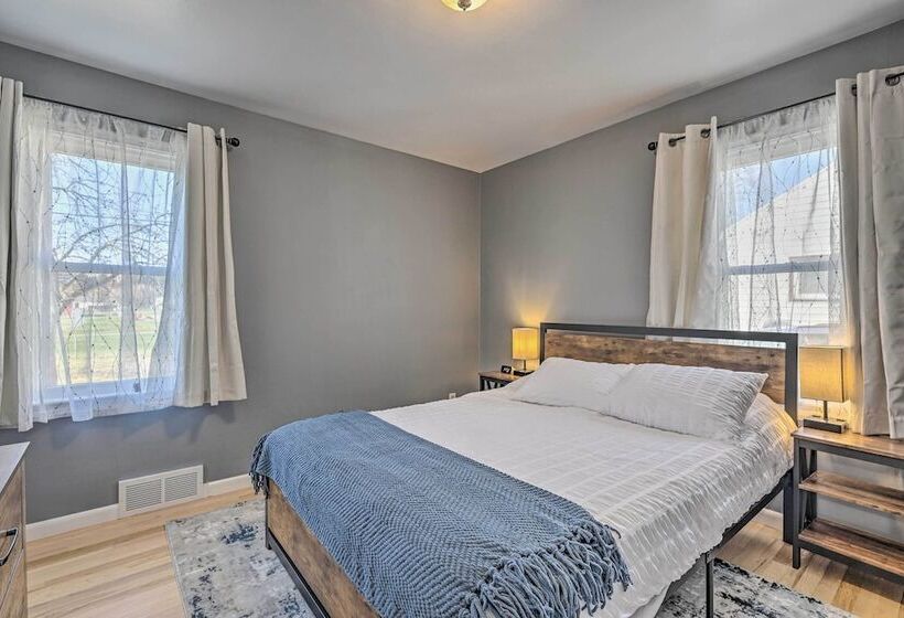 Charming Family Home ~ 4 Mi To Granite Peak!