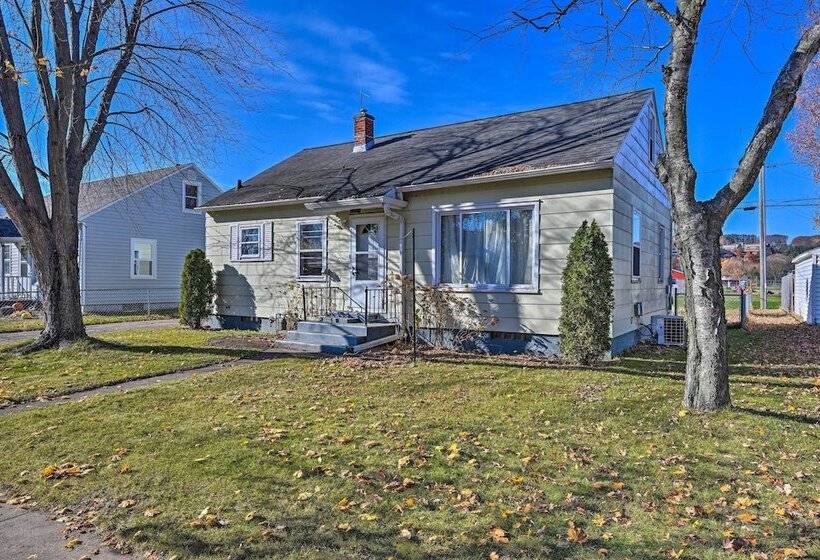 Charming Family Home ~ 4 Mi To Granite Peak!