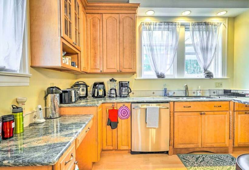 Charming Historic Home ~ 1 Mi To Dtwn Olean!