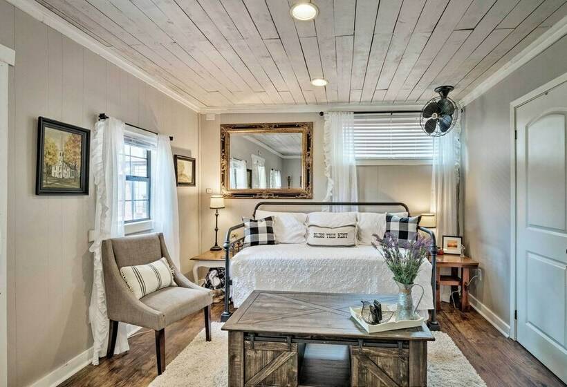 Charming Lake Travis Cottage 20mi To Dtwn Austin