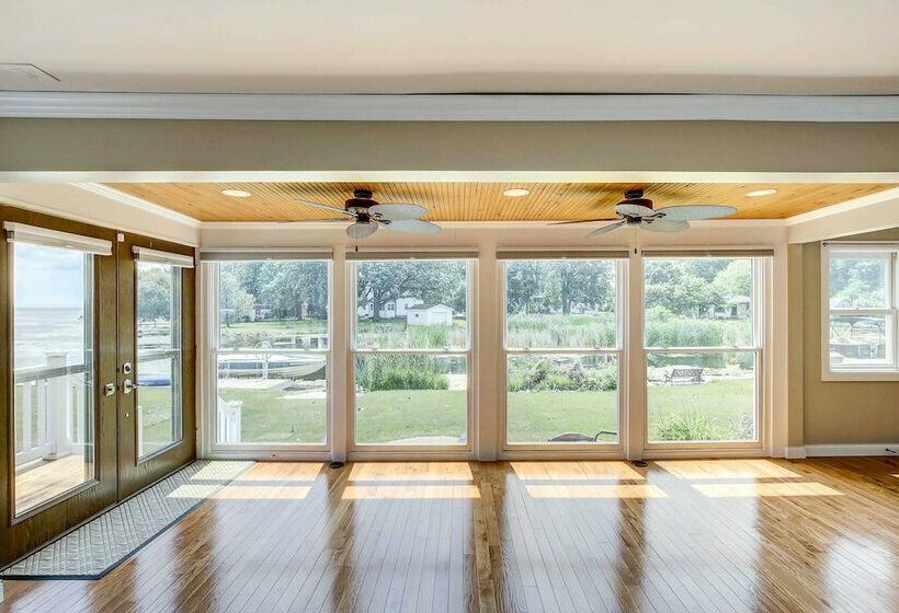 Charming Lake Winnebago Retreat: Dock & View!