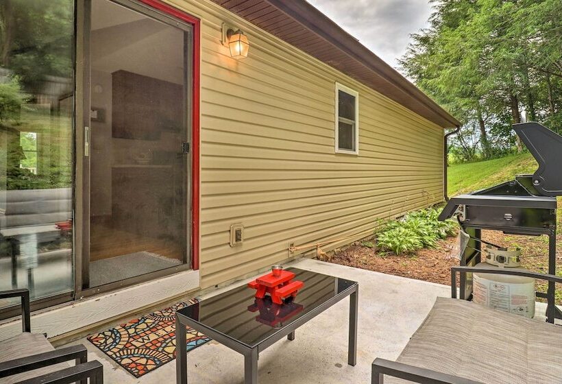 Charming Mills River Home W/ Porch & Yard!