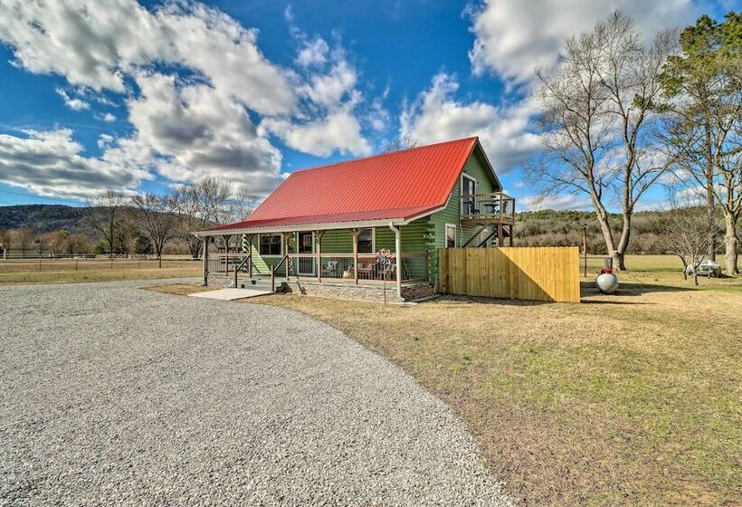 Charming Mountain View Cabin ~ 8 Mi To Dtwn!