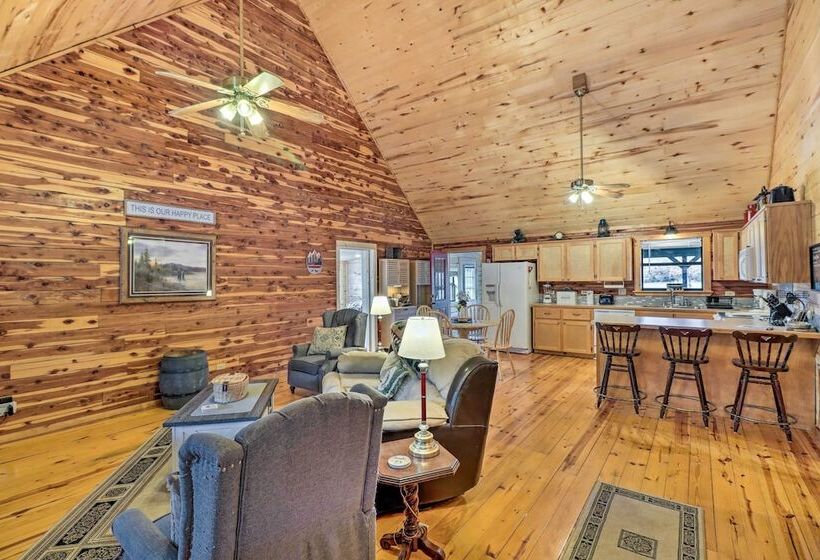 Charming Mountain View Cabin ~ 8 Mi To Dtwn!