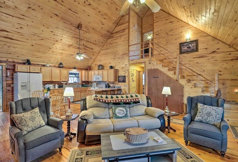Charming Mountain View Cabin ~ 8 Mi To Dtwn!