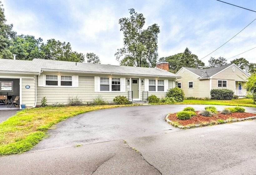 Charming Old Saybrook Cottage < 1 Mi To Beach