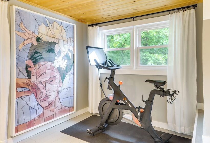 Chester Home ~ 12 Mi To Magic Mountain Ski Area