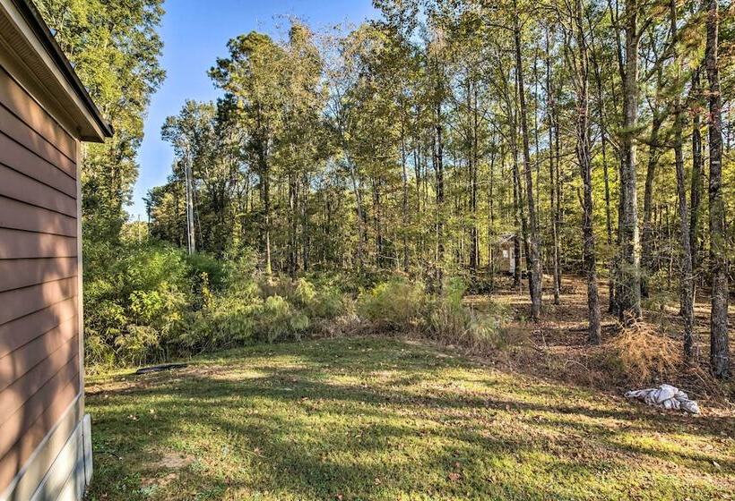 Chic Cottage Retreat W/ Grill, 2 Mi To Msu!