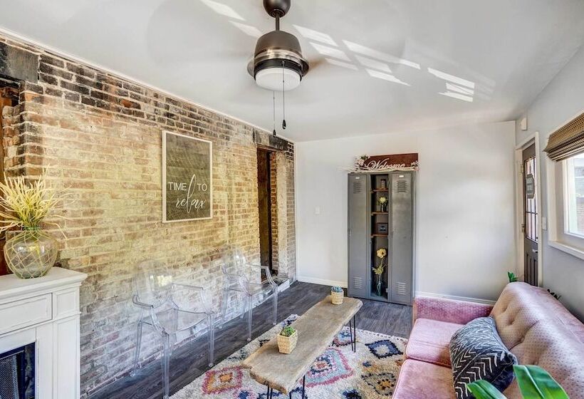 Chic Troy Home Near Downtown, 9 Mi To Albany!