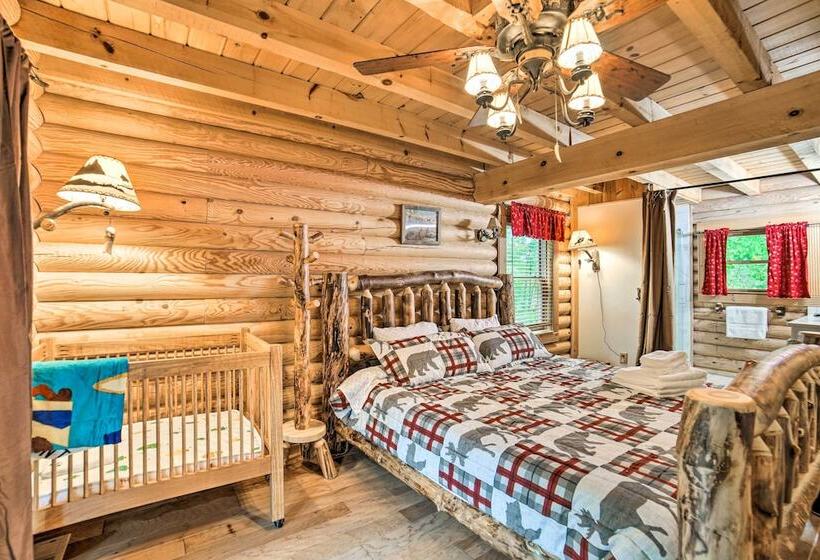 Classy Home W/ Hot Tub: 2 Mi To Lake Access!