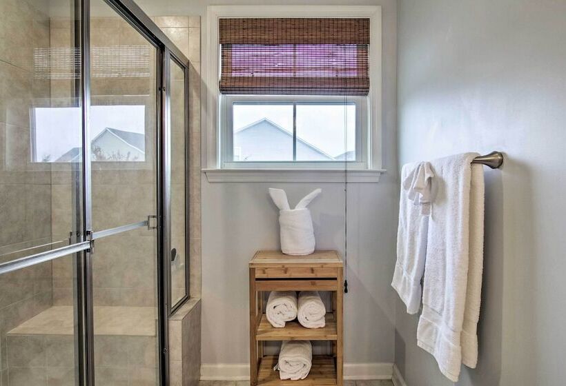 Great For Groups: Bayside Resort Home Near Fenwick